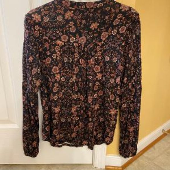 Floral Knox Rose Blouse - Picture 4 of 4